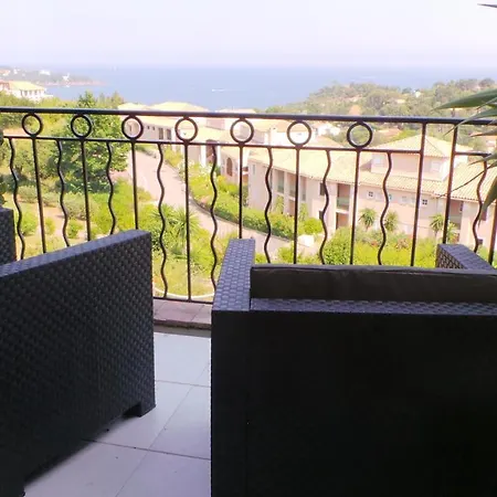 Modernes Vue A Cap Esterel Apartment