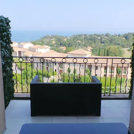 Apartment Modernes Vue A Cap Esterel