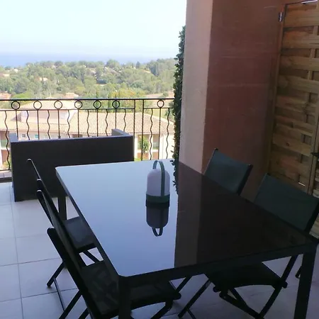 Modernes Vue A Cap Esterel * Saint-Raphael (Var)