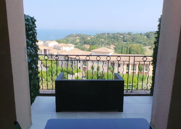Appartement Modernes Vue A Cap Esterel